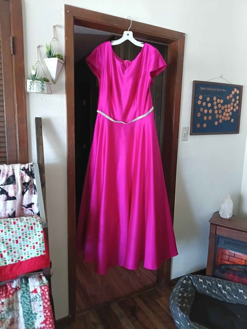 Elegant Fuchsia Satin Evening Dress with Beaded Waist